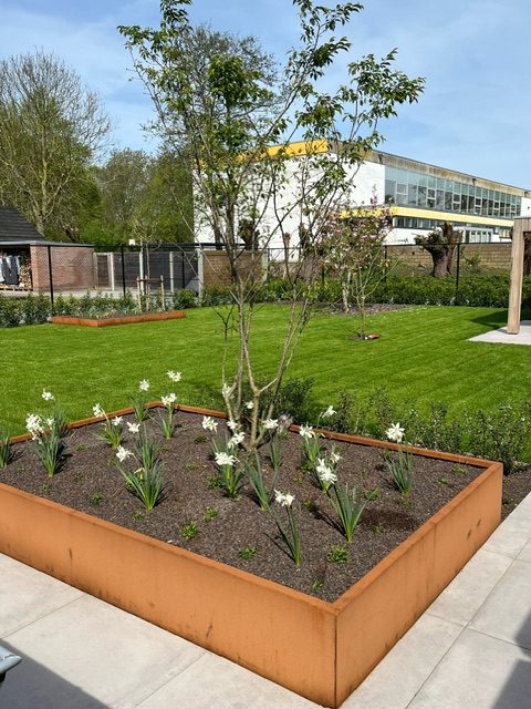 Cortenstalen afboording | Cortenstalen plantenbak | Cortenstaal in de tuin | Cortenstaal Vlaeminck